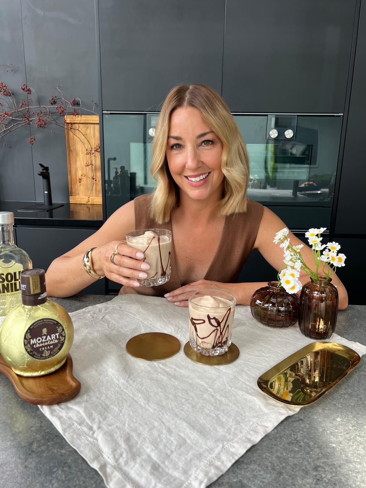 Chocolate Peanut Butter Cocktail